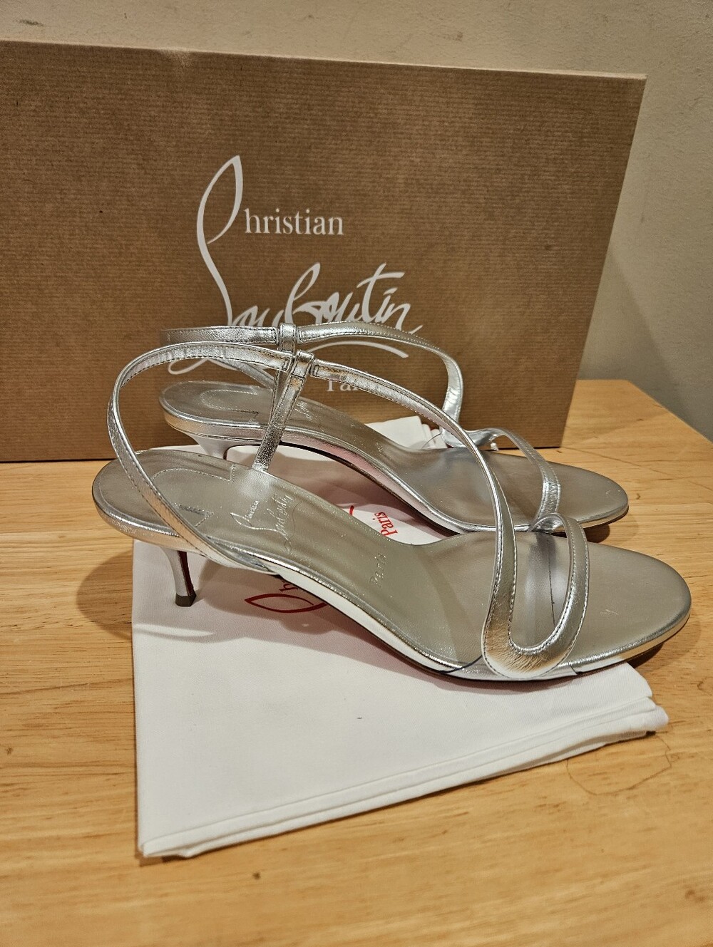CHRISTIAN LOUBOUTIN Rosalie Silver Leather Stiletto Sandals Size EU 39